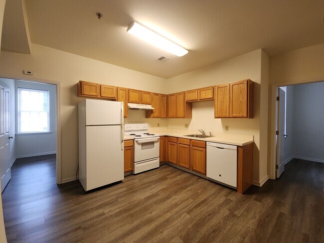 Building Photo - Downtown Bethlehem 2 Bedroom Apt.