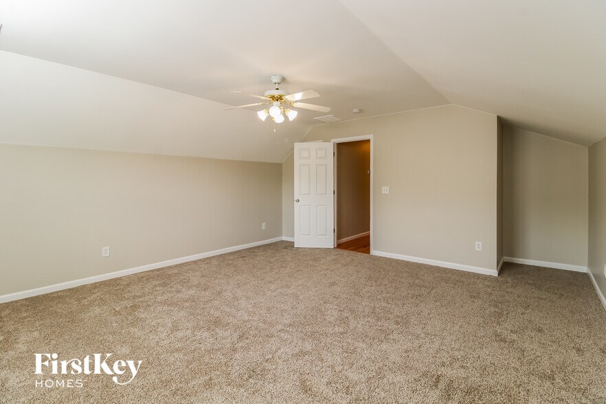 Building Photo - 1817 Morgans Mill Way