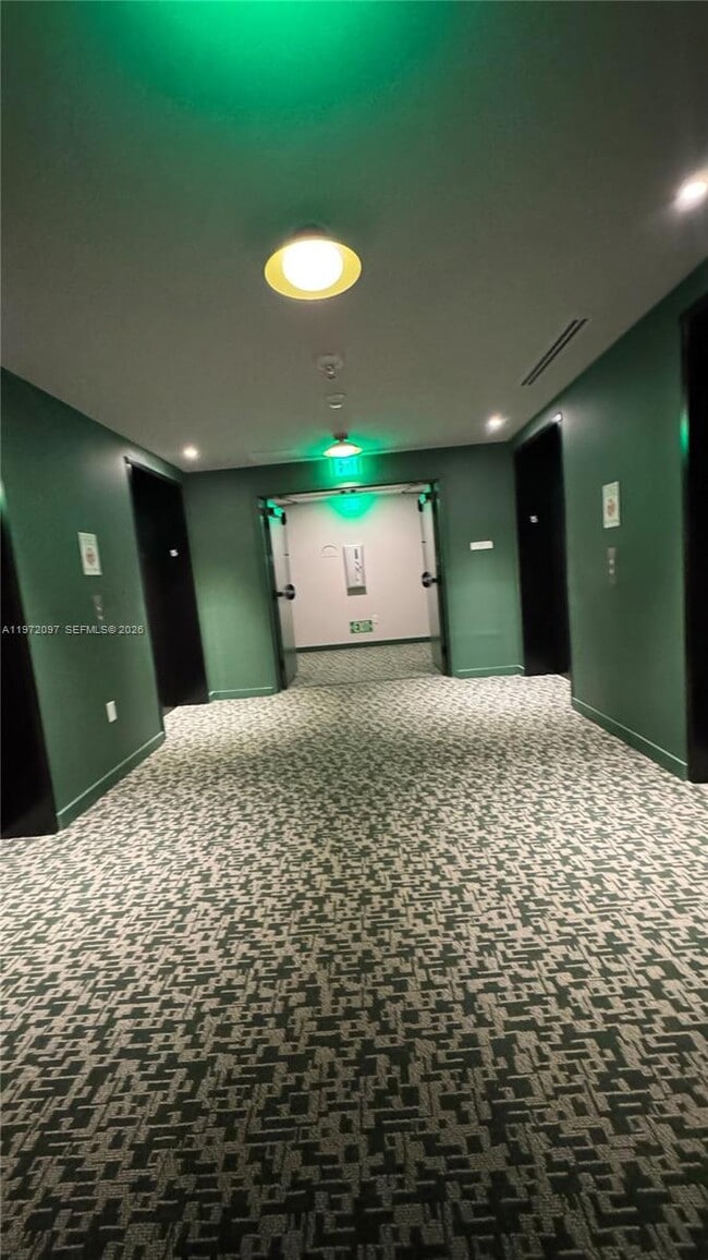 Building Photo - 11 NE 6th St