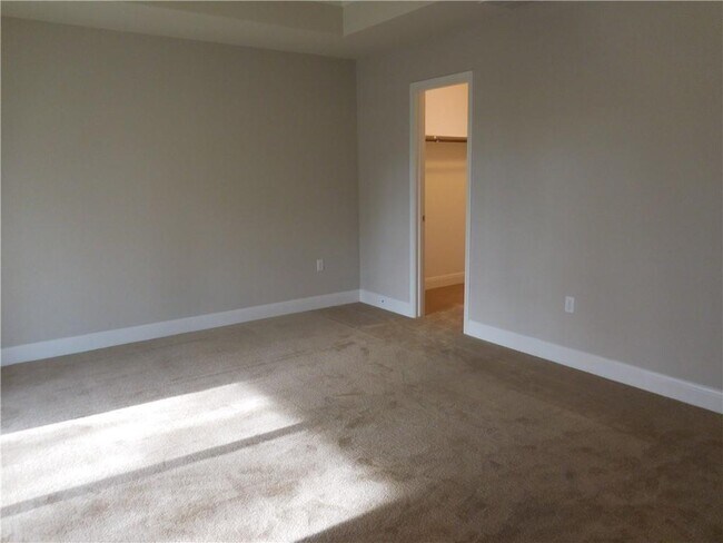 Building Photo - 10614 Turnbull Loop