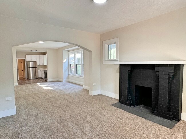 Building Photo - 3250 Meade St