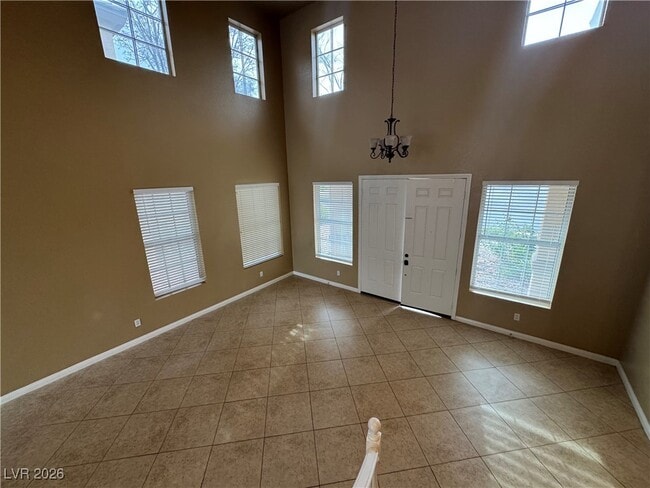 Building Photo - 332 Glistening Cloud Dr