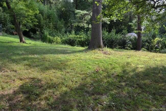 Building Photo - 31 Pond View Dr