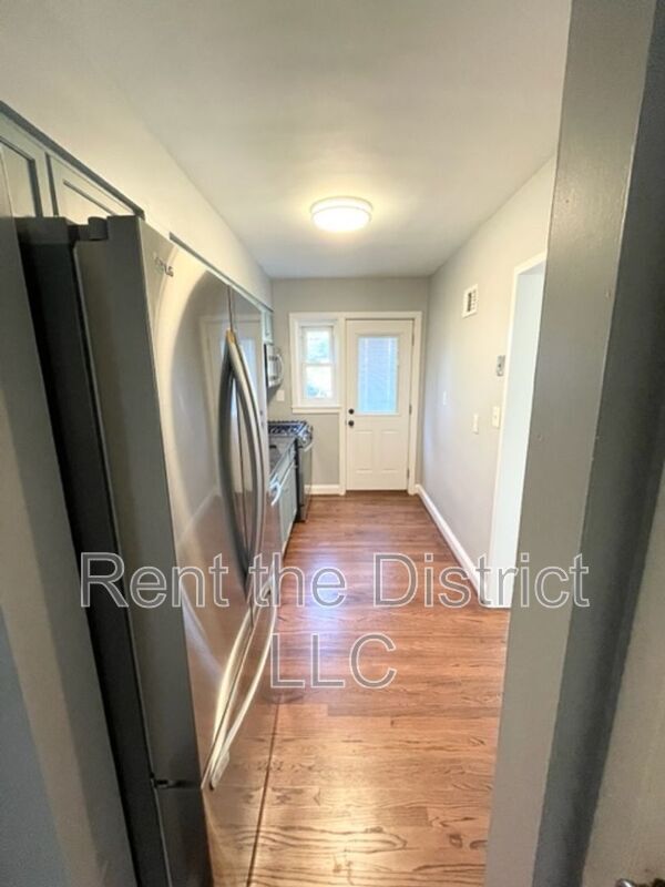 Building Photo - 4710 8th St NE