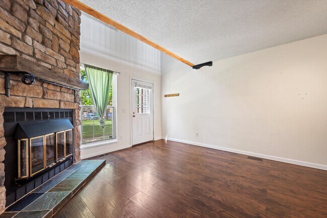 Building Photo - 1683 S Blackhawk Way