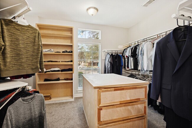 Building Photo - 3010 Gorom Ct