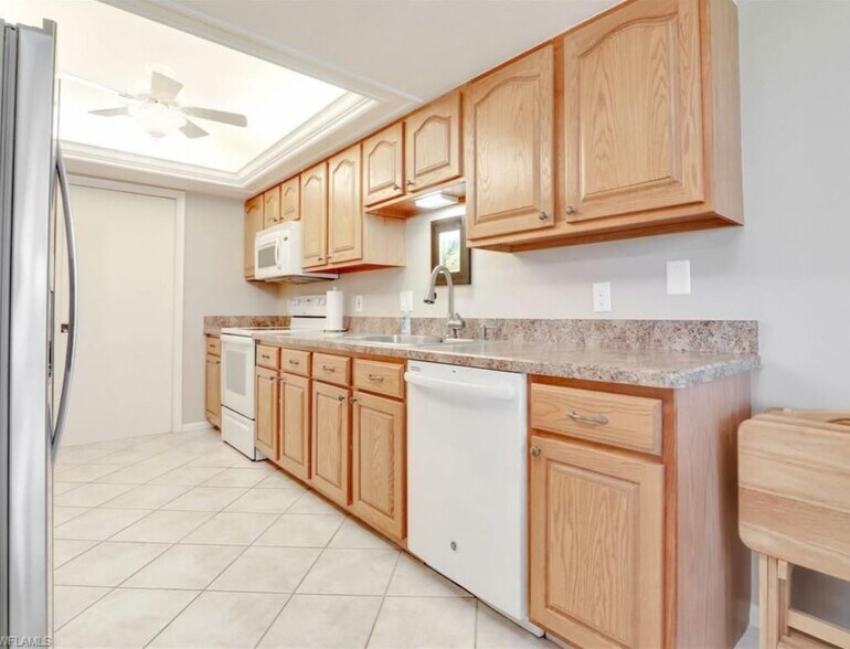 Building Photo - 7141 Golden Eagle Ct