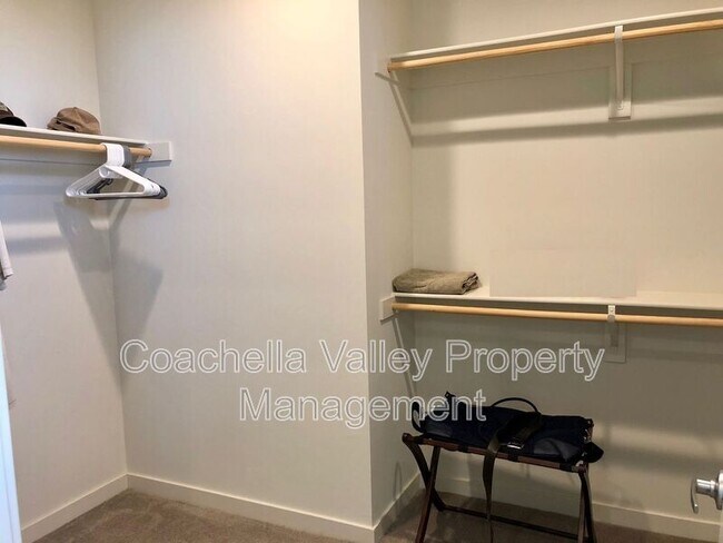 Building Photo - 4141 Sadao Ct