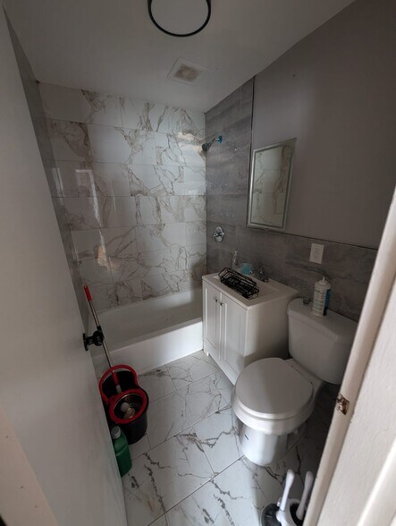 Unit 1A - 901 Stuyvesant Ave