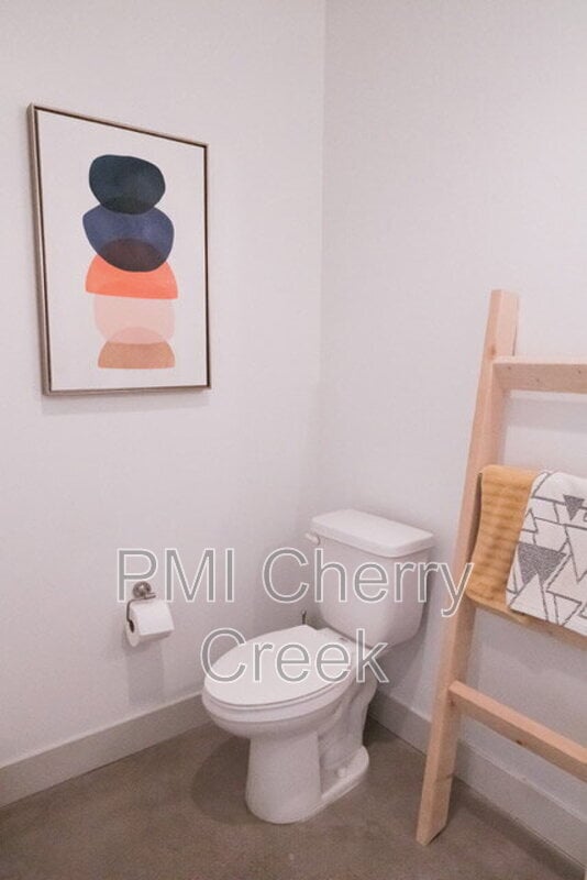 Building Photo - 2819 Jackson St