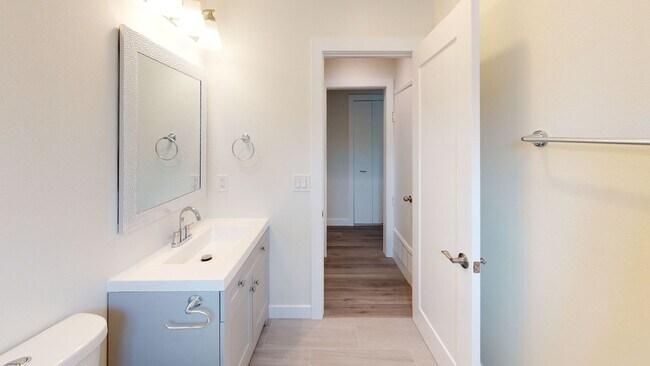 Building Photo - 5836 Baja Dr