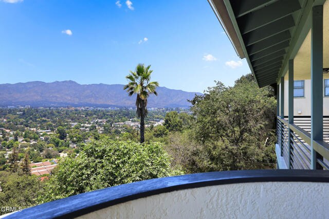 Building Photo - 534 Alta Vista Ave