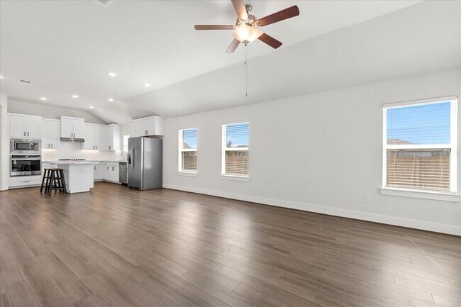 Building Photo - 122 Patrick Herndon Dr