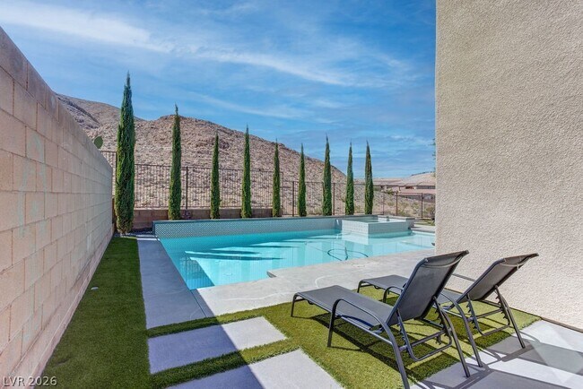 Building Photo - 12735 Coastline Shadow St