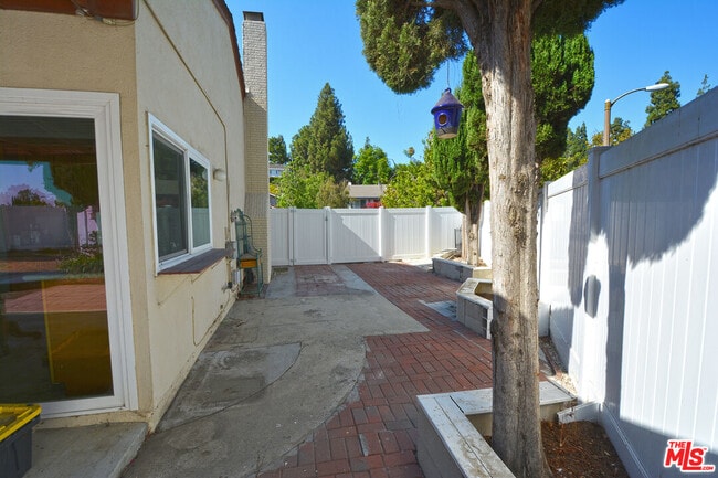 Building Photo - 3025 Morningside Dr
