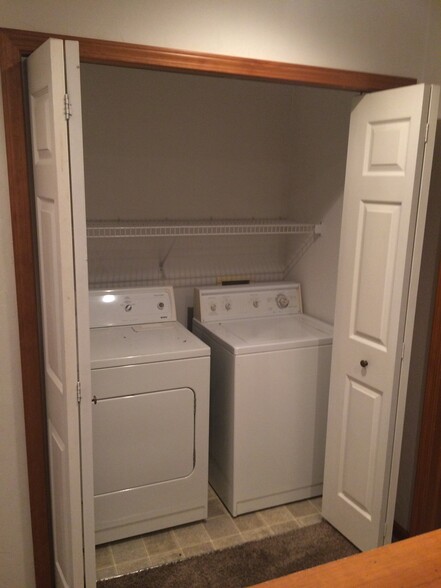 Washer and dryer - 3239 W Michigan Ave