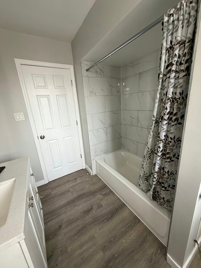 Building Photo - 5358 S Narragansett Ave