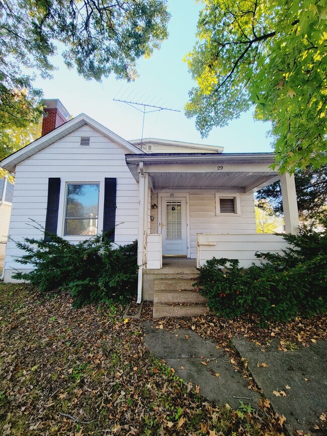 Primary Photo - 29 Jefferson Ave