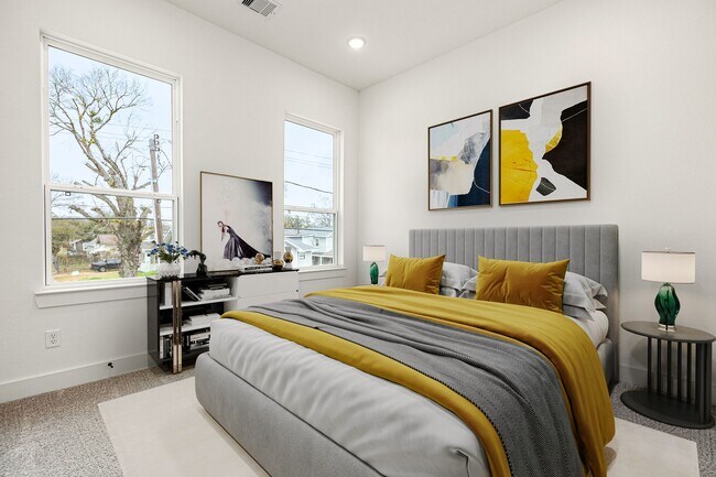 Building Photo - 747 Dumble St