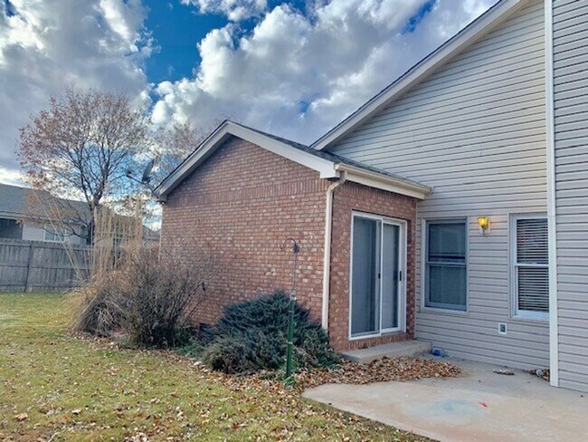 Building Photo - 1025 49th Ave Ct