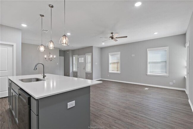 Building Photo - 2509 Shady Rte Ln