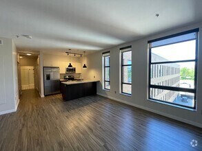Building Photo - Parker Durand