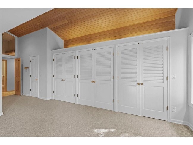 Building Photo - 3942 Enchanted Ln