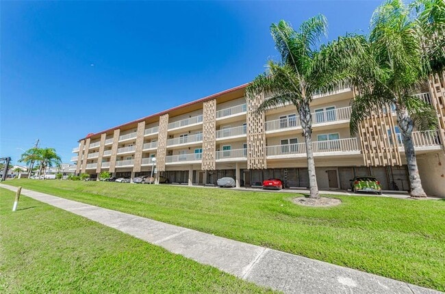 Building Photo - 105 Island Way