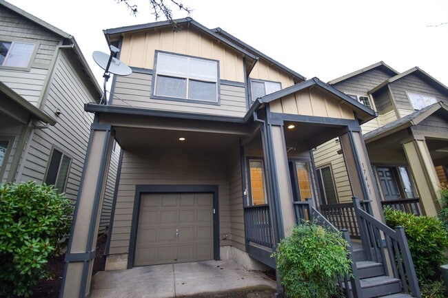 Building Photo - Beautiful Home in Amazing Neighborhood!