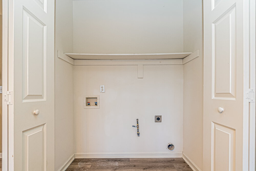 Building Photo - 5125 Casland Dr