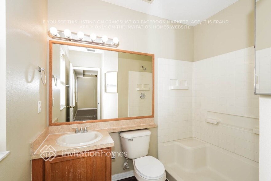 Building Photo - 18540 Kentisbury Ct