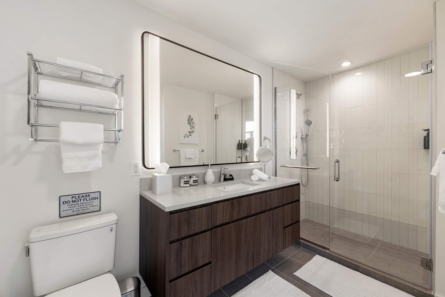 Building Photo - 1122 W Chicago Ave