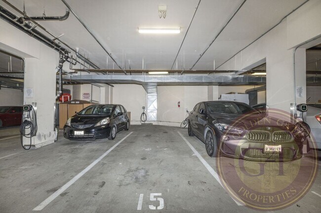 Building Photo - SoMa - 1 BR, 2 BA Loft 975 Sq. Ft. - 3D Vi...