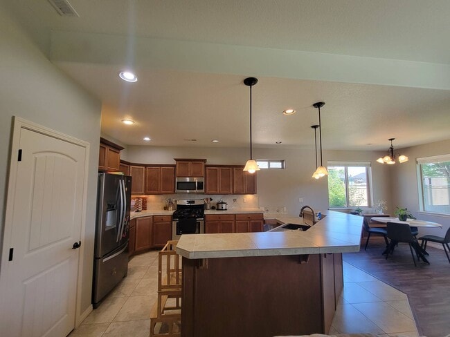 Building Photo - 2460 Bramasole Dr Way