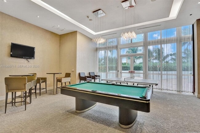 Building Photo - 18201 Collins Ave