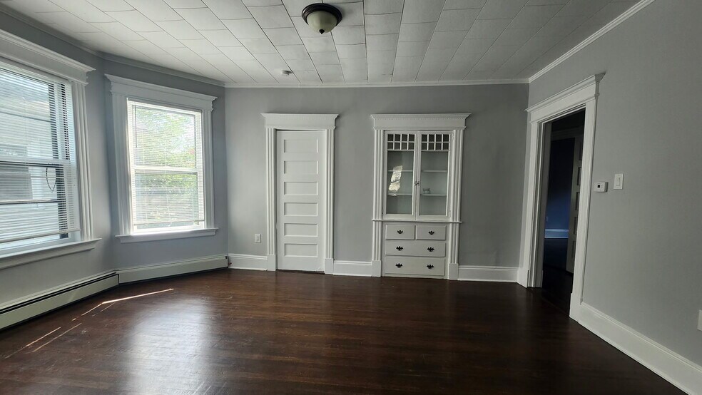 Building Photo - 177 Sisson Ave