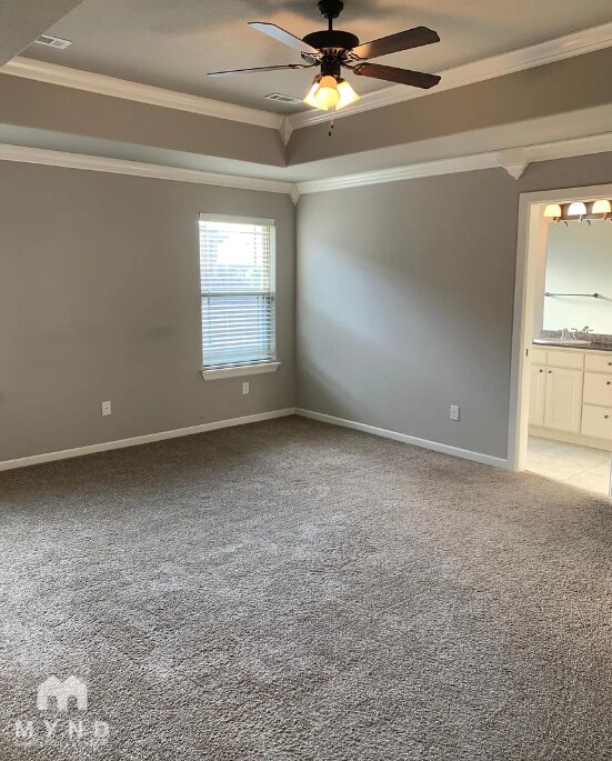 Building Photo - 2303 SW Worthington Ave