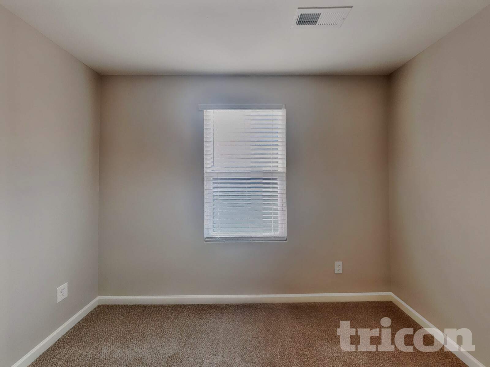 Building Photo - 30 Gold Rush Ct