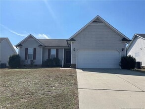 Building Photo - 1465 Avoncroft Dr