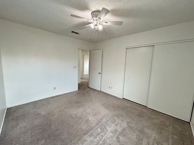 Building Photo - No HOA! 4 Bedroom 2.5 Bath with Pool!
