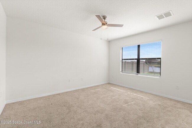 Building Photo - 1854 Capital Dr