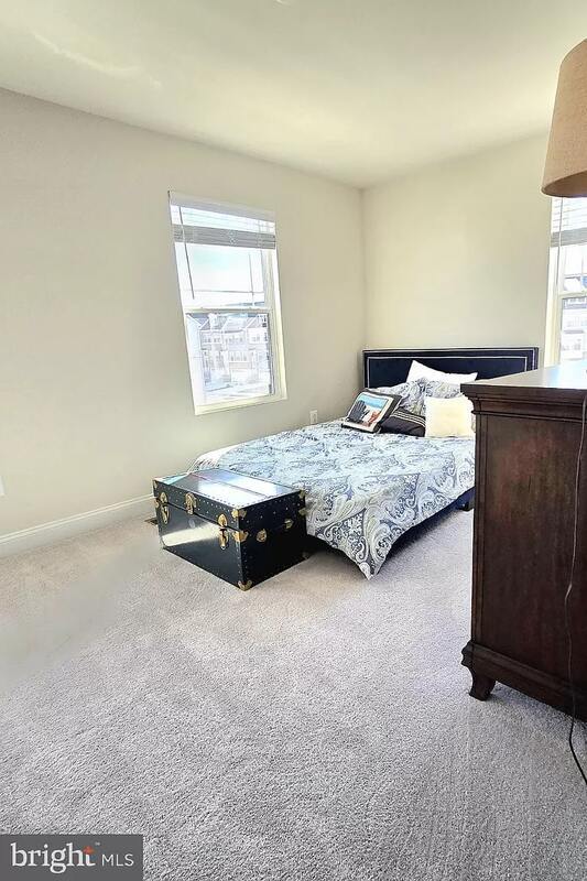 Building Photo - 24615 Dogwood Ln