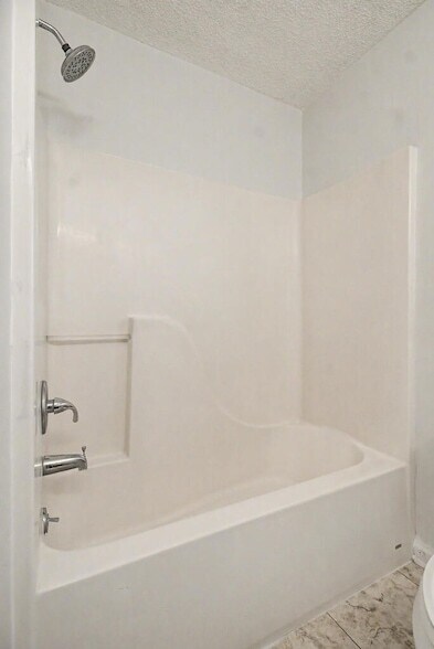 Building Photo - 340 McCumber Dr