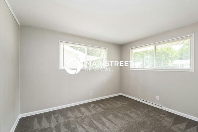 Building Photo - 9839 Monarch Dr