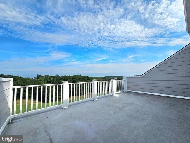 Building Photo - 17235 Branched Oak Rd