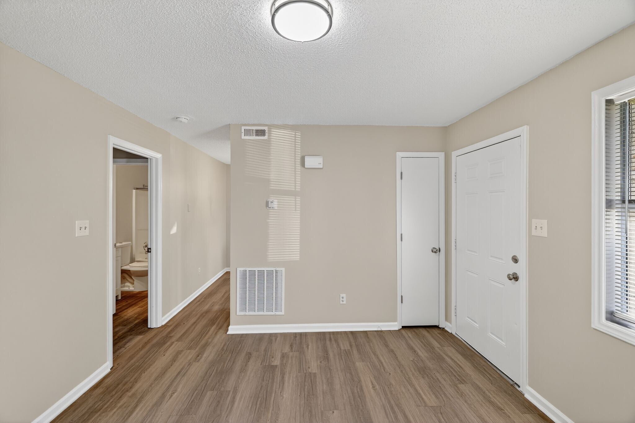 Building Photo - 105 Bay Meadow Ct