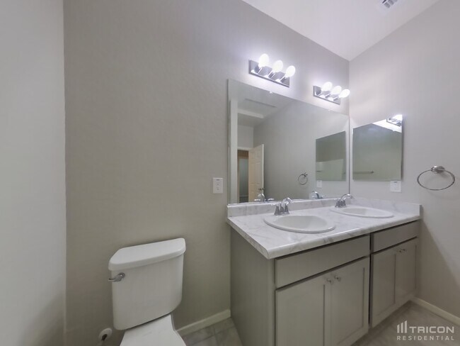 Building Photo - 17571 W Monte Lindo Ln