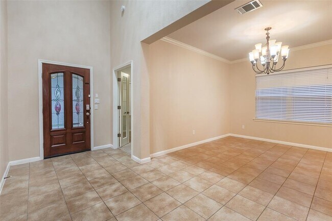 Building Photo - 4202 Fairmeadow Dr