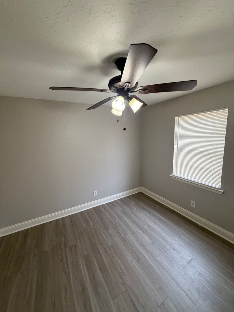 Building Photo - 425 Price Dr