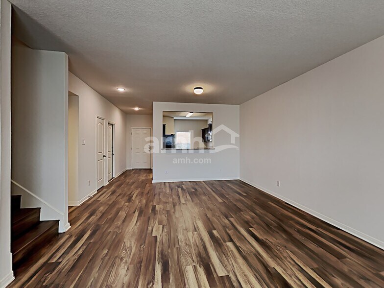 Building Photo - 12250 Commander Dr